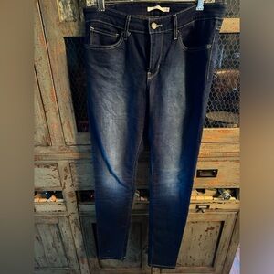 Levi’s Women's Dark Wash Jeans